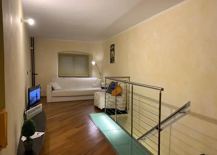House Pellicceria By World